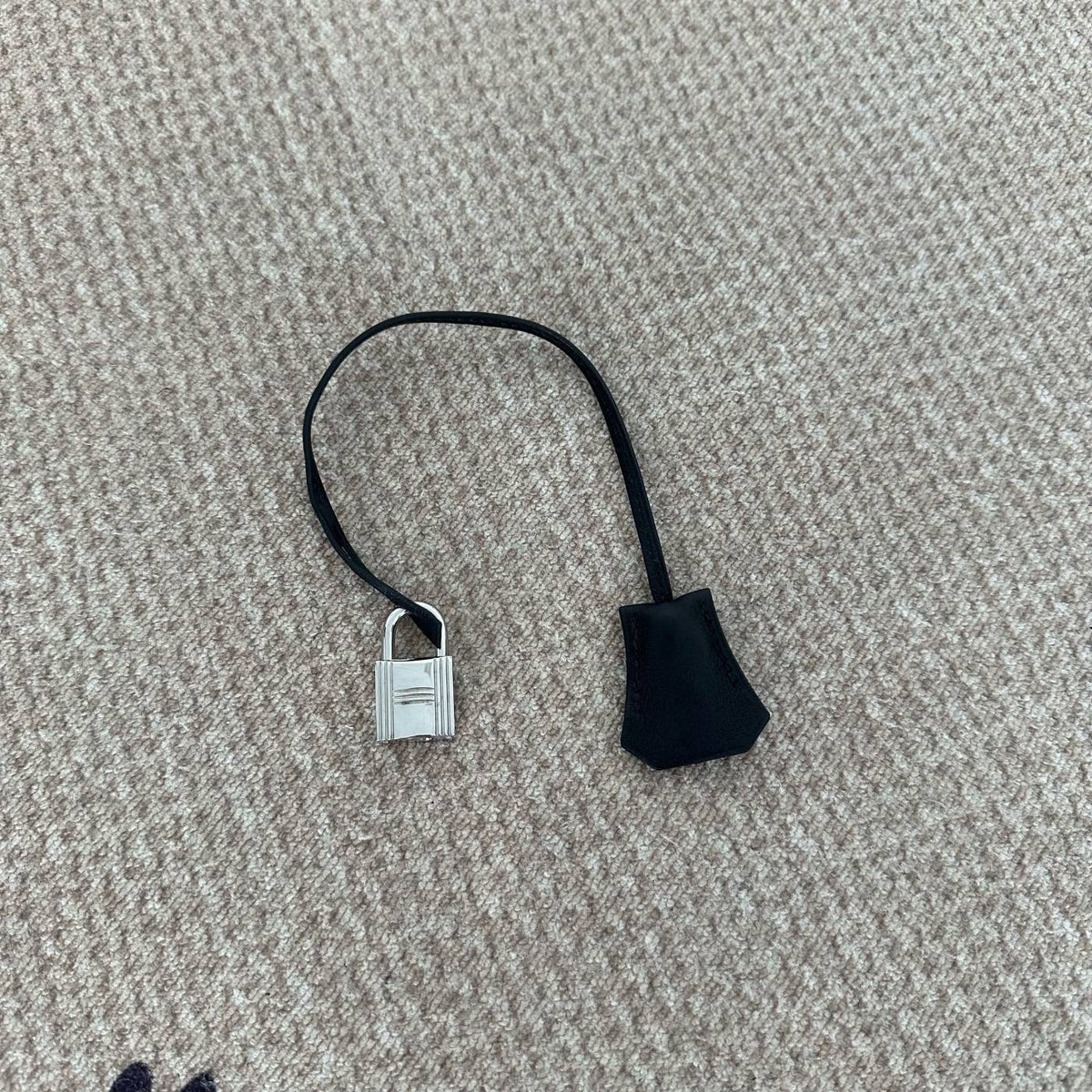【Hermes】Hermès Black Bolide