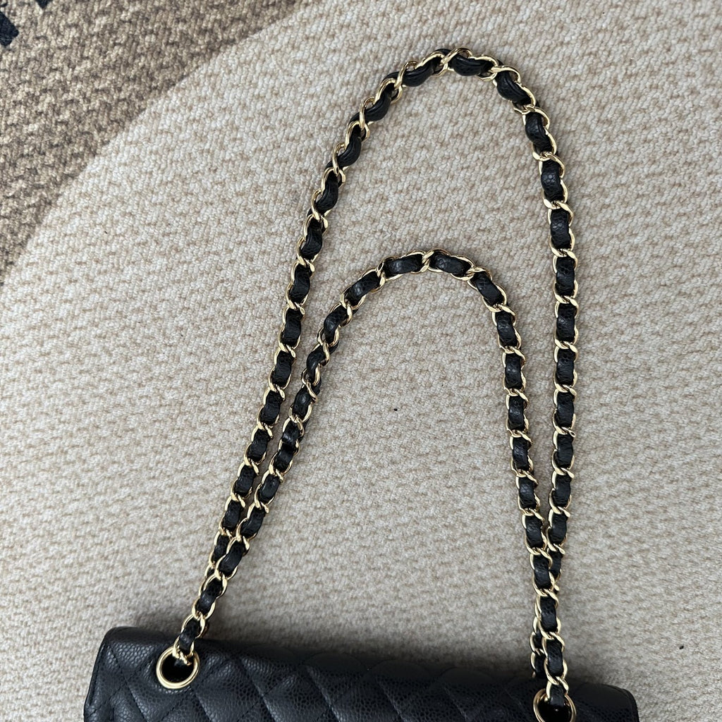 【Chanel】Chanel Black Caviar Classic Double Flap Bag, Gold-Tone Hardware-7212231LD
