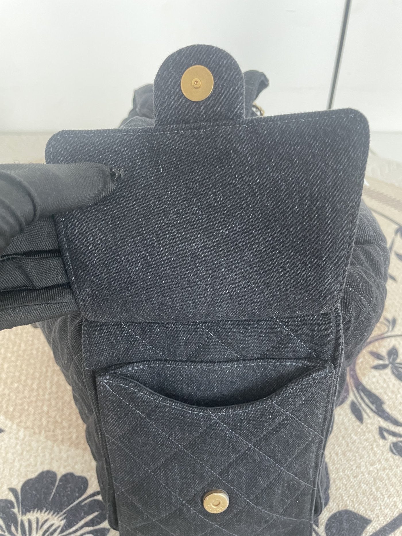 【Chanel】Chanel 25Bag Large, Black Gradient Denim