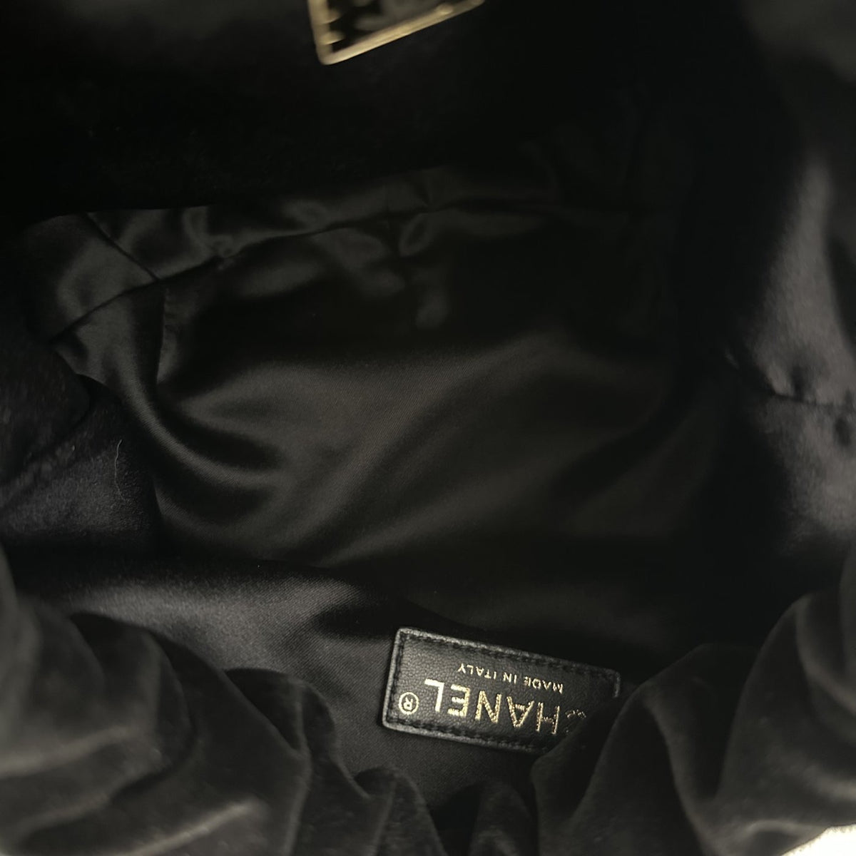 【Chanel】Chanel La Madrague, Black Velvet Mesh Tote Bag