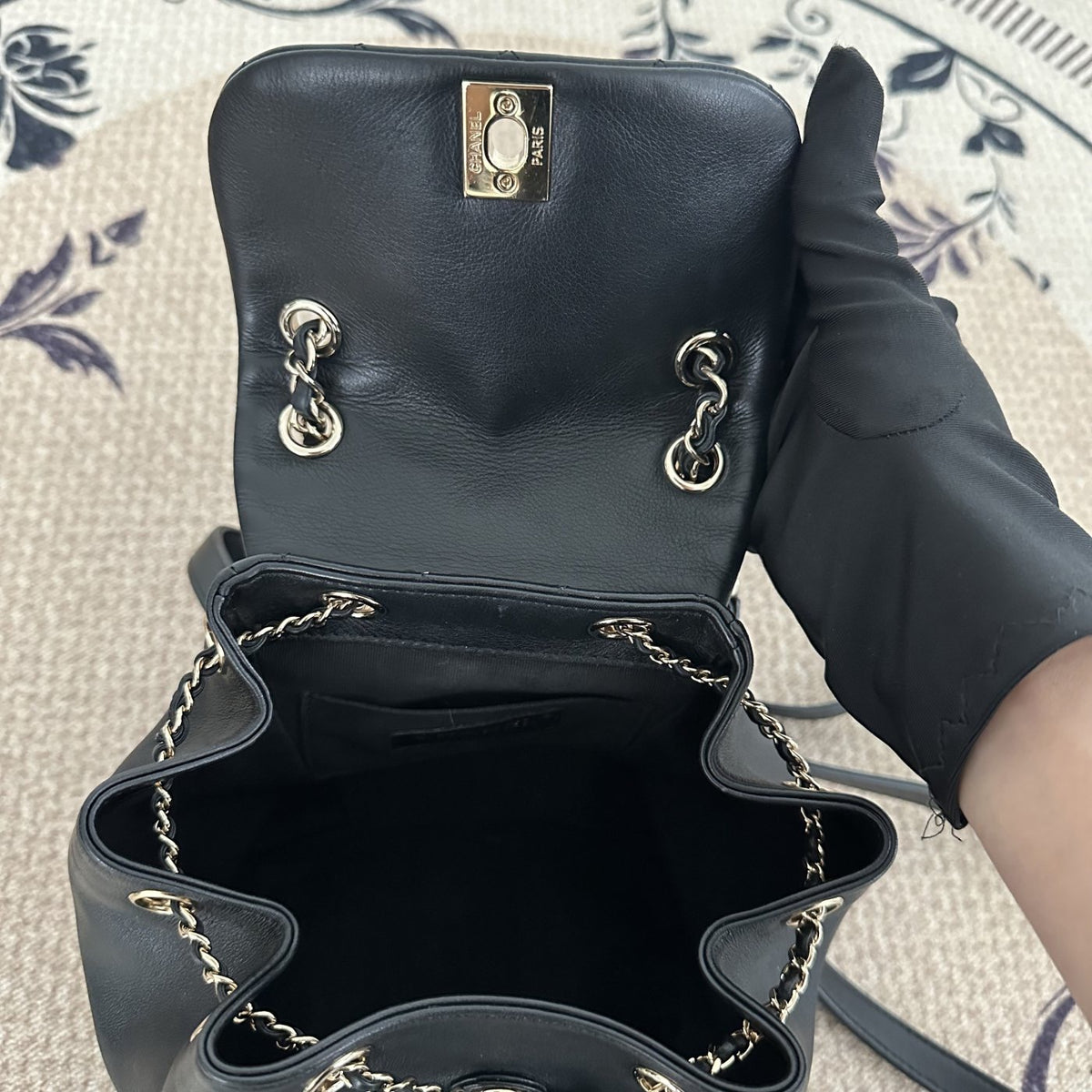 【Chanel】Chanel Black Caviar Duma Backpack, Gold-Tone Hardware-7216141