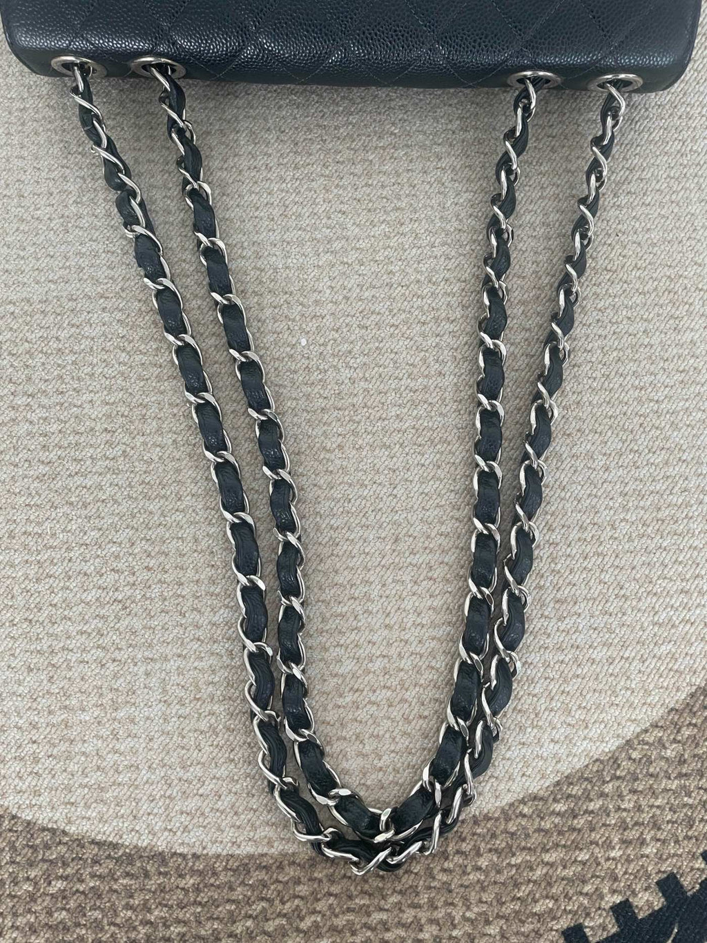 【Chanel】Chanel Black Silver Caviar Quilted Flap Bag