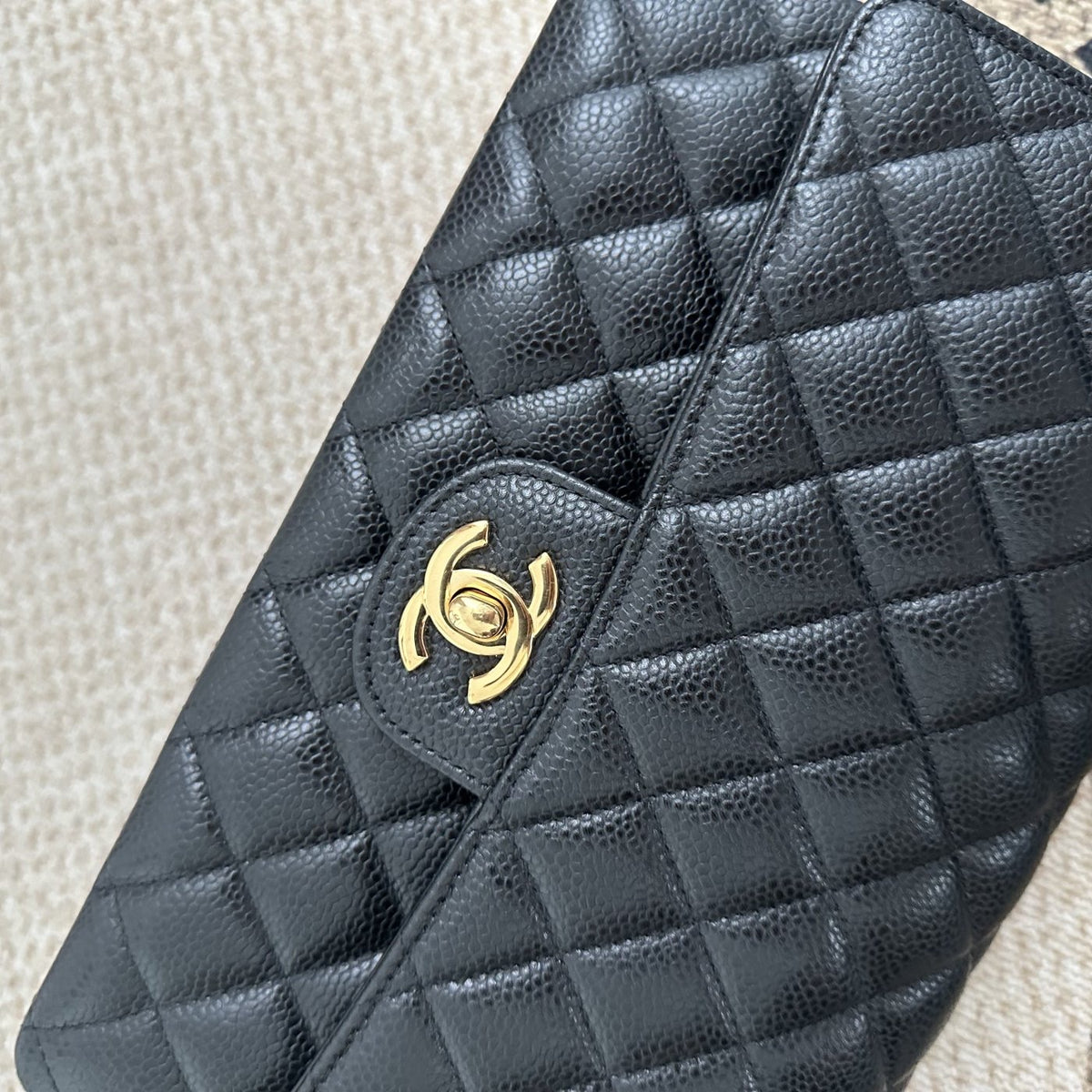 【Chanel】Chanel Black Caviar Classic Double Flap Bag, Gold-Tone Hardware-7212231LD