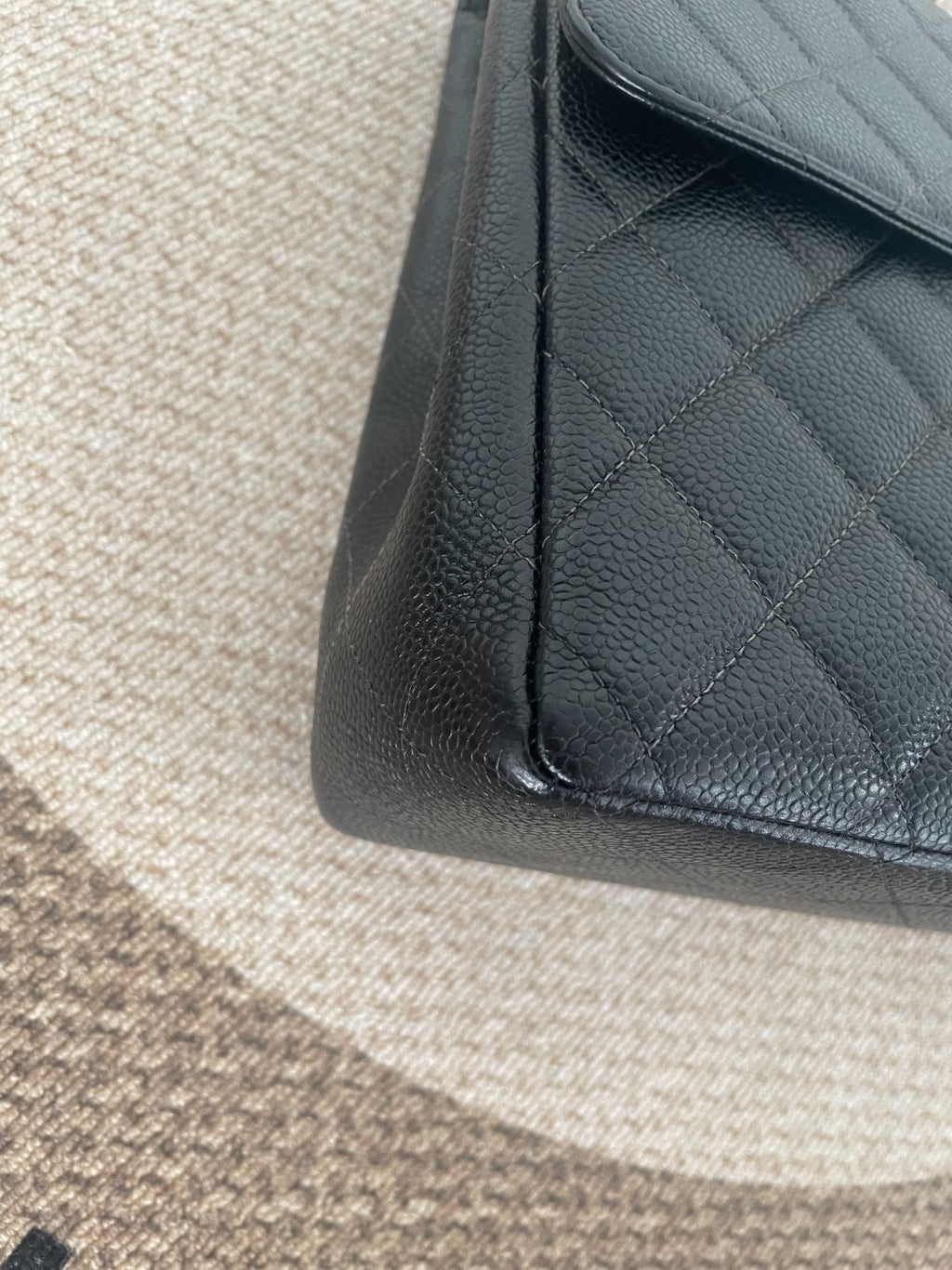 【Chanel】Chanel Black Silver Caviar Quilted Flap Bag
