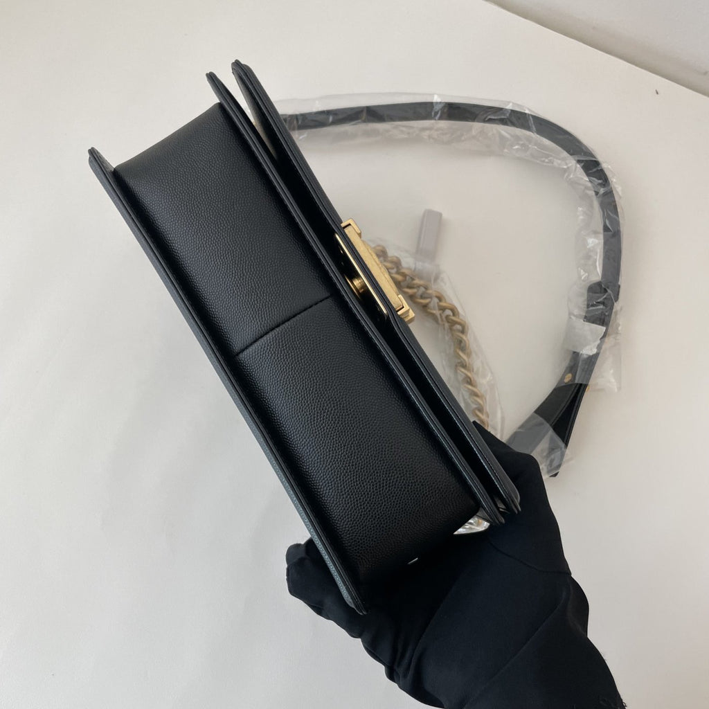【Chanel】Chanel Black Gold Le Boy Flap Bag