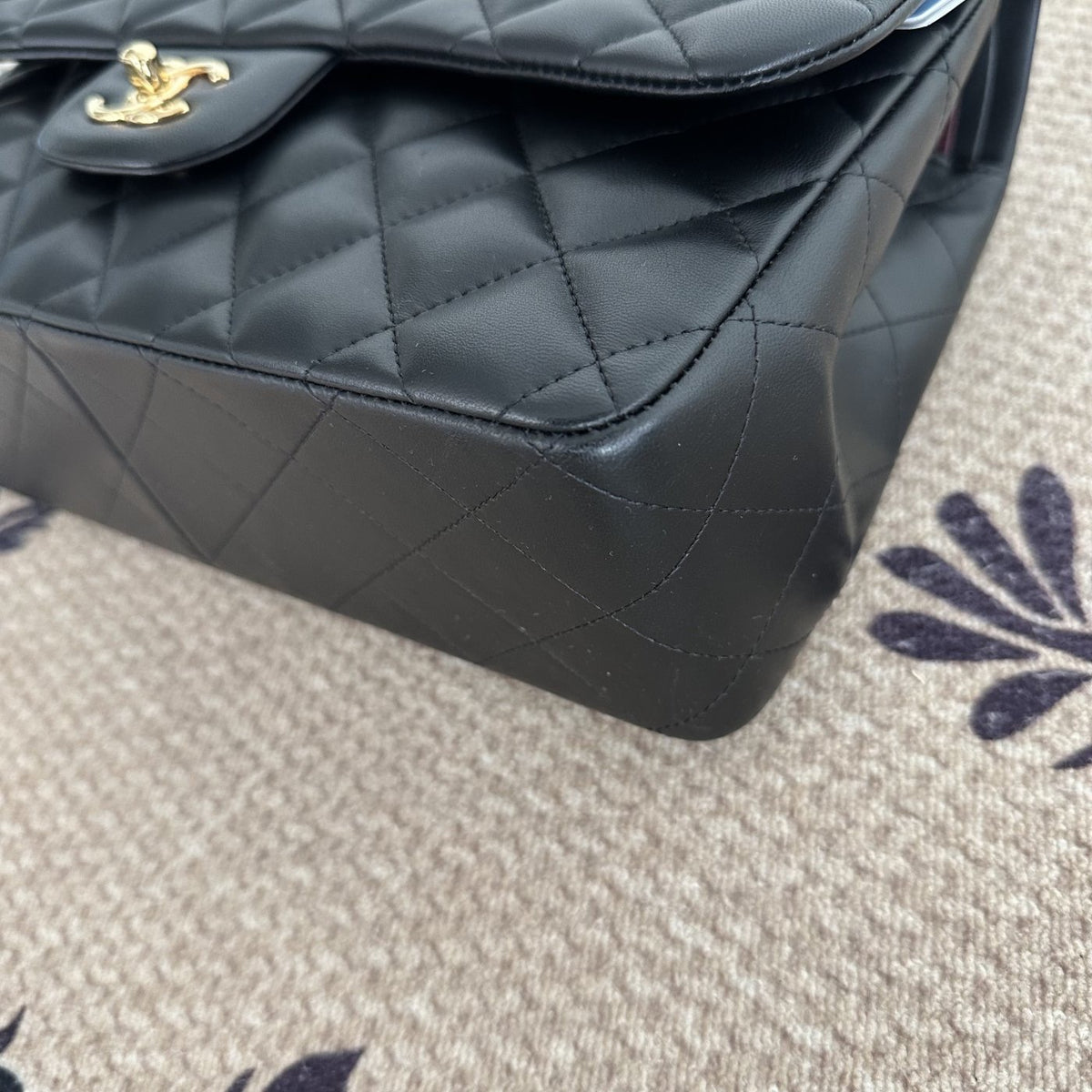 【Chanel】Black Gold Lambskin CF Jumbo