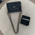 【Chanel】Chanel 25C Black Gold Shiny Leather Camera Bag