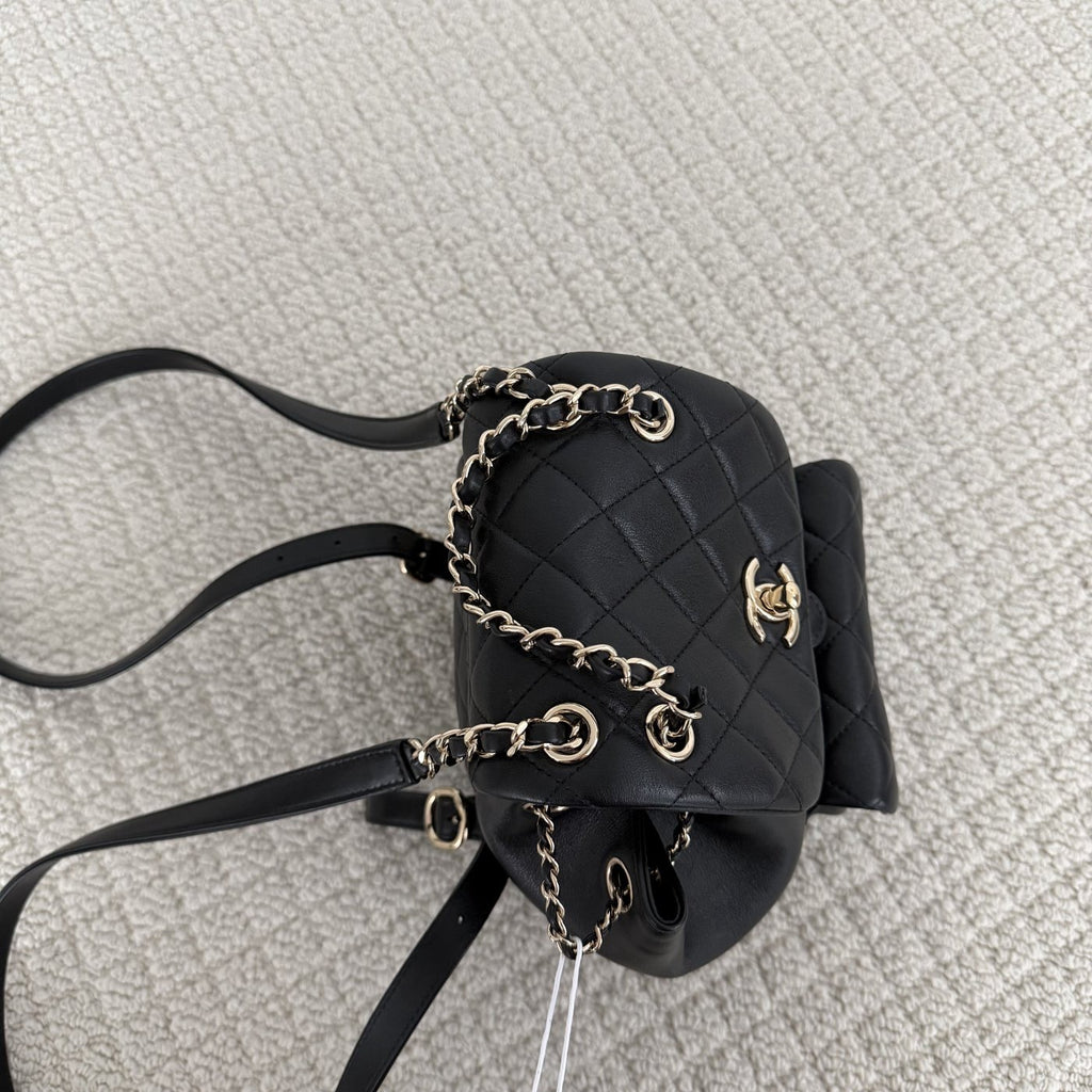【Chanel】Chanel Black Caviar Duma Backpack, Gold-Tone Hardware-7215925