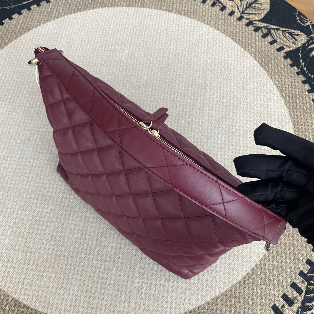 【Chanel】Chanel Hobo Underarm Bag, Red with Gold‑tone Hardware