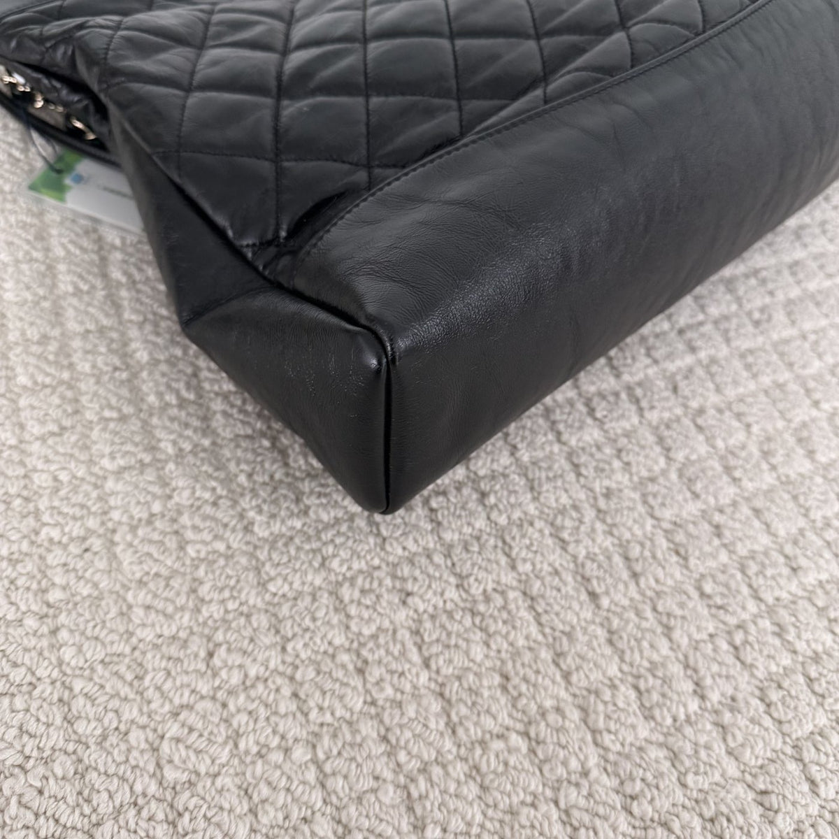 【Chanel】Chanel Black Gold 31 Shopping Bag(large)
