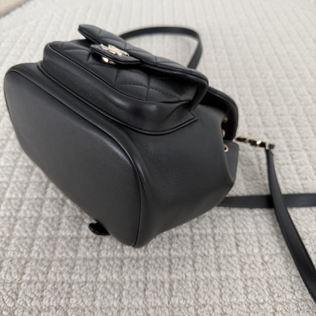 【Chanel】Chanel Black Caviar Duma Backpack, Gold-Tone Hardware-7215925