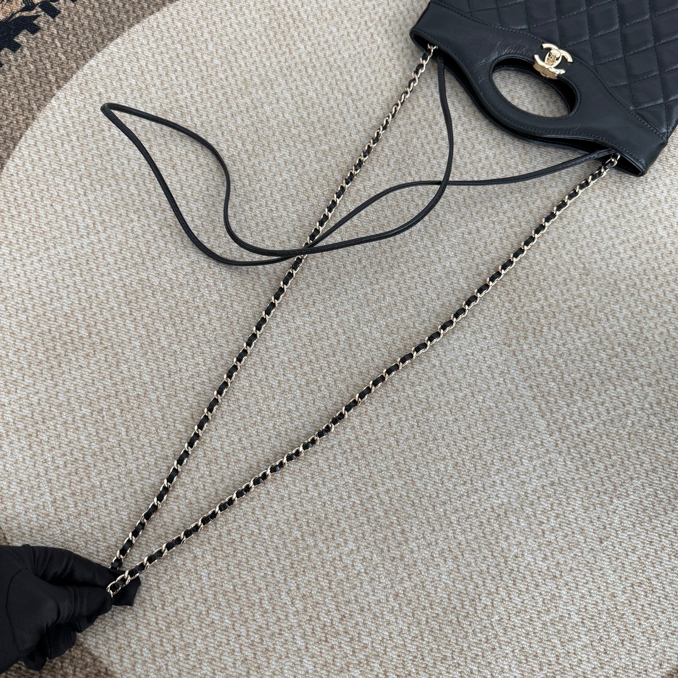 【Chanel】Chanel Black 31 Bag -02162014