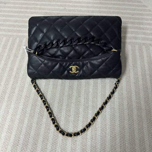 【Chanel】Chanel 24P Black Caviar Hippie Hobo Bag, Gold-Tone Hardware-7213561