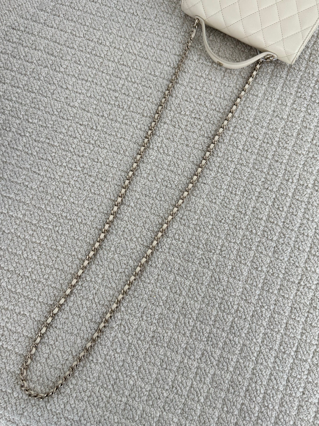 【Chanel】Chanel White Gold Caviar Leather Accordion Top Handle Bag