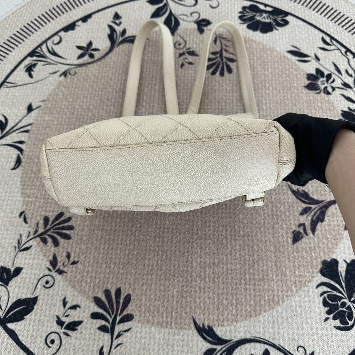 【Chanel】Chanel Cream Quilted Flap Backpack