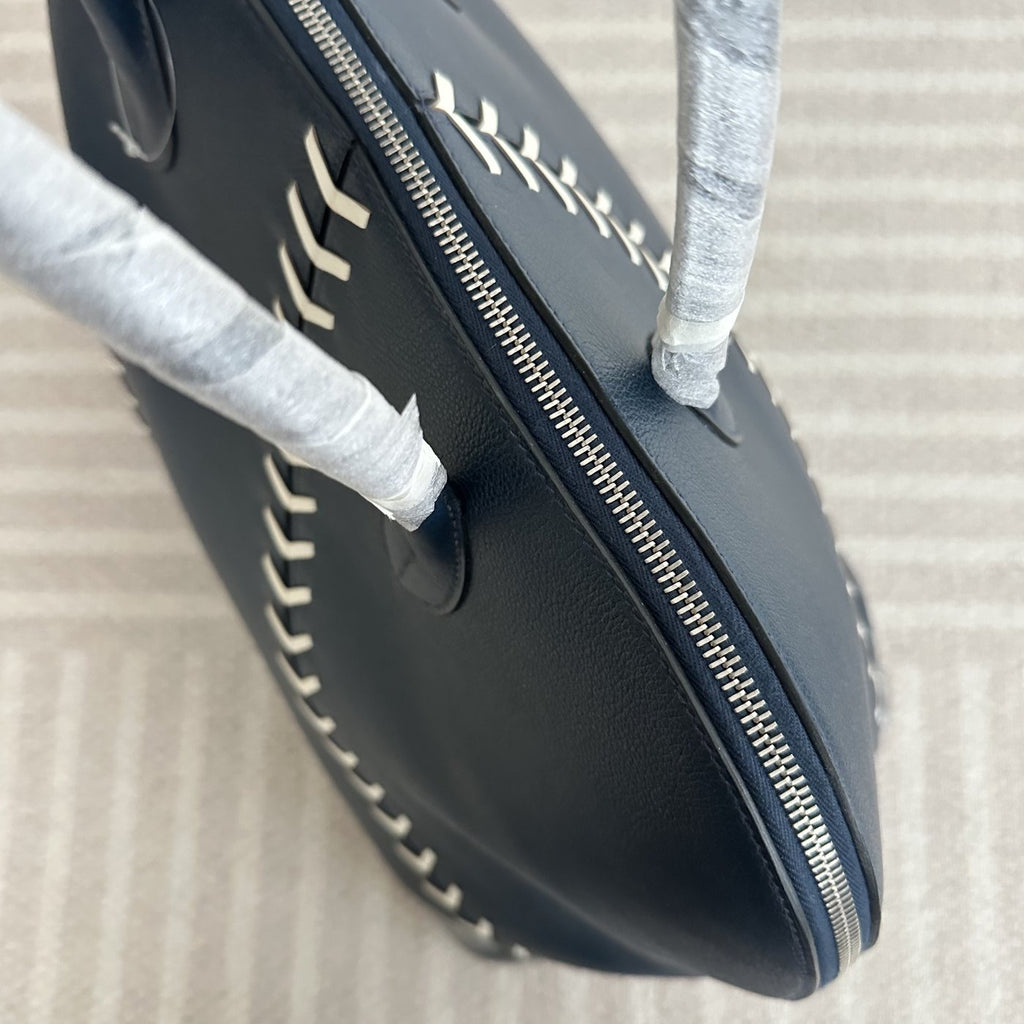 【Hermes】Hermès White and Blue Bowling Handbag