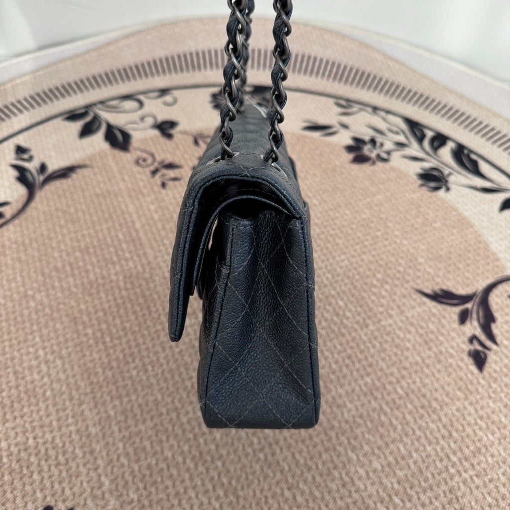 【Chanel】Chanel Charcoal Grey Caviar Medium Classic Flap