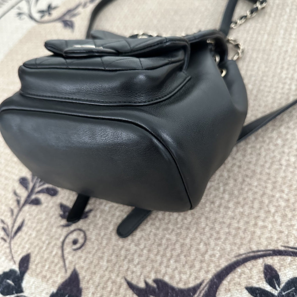 【Chanel】Chanel Black Caviar Duma Backpack, Gold-Tone Hardware-7216141