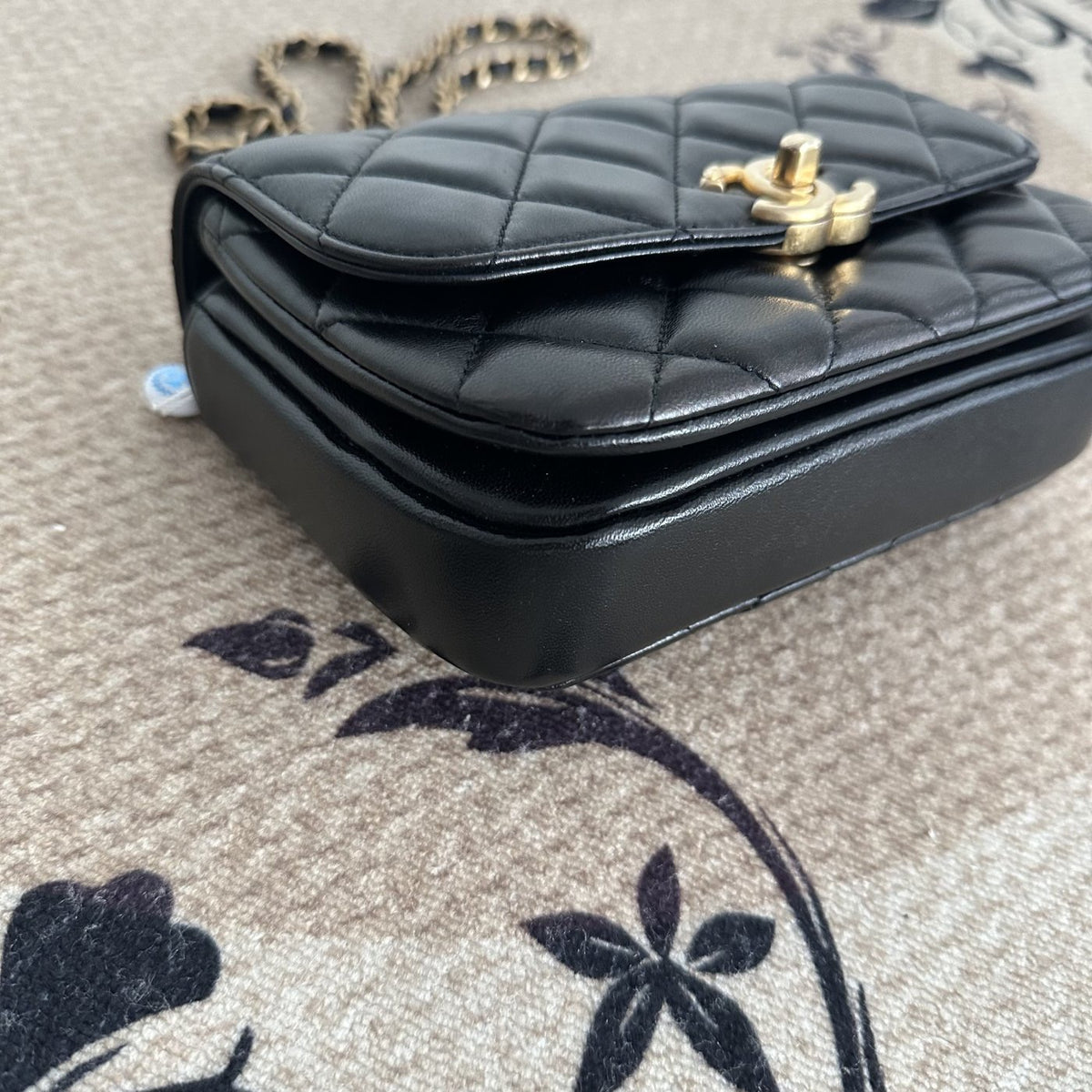 【Chanel】Chanel Mini Square Flap Bag With Top Handle