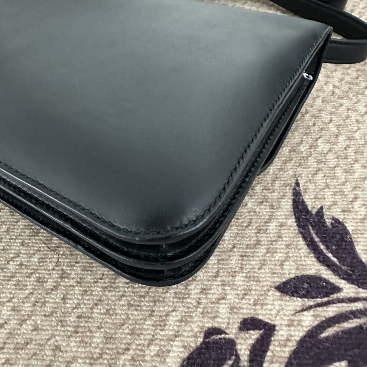 【Hermes】Hermès Black Constance Gold Hardware
