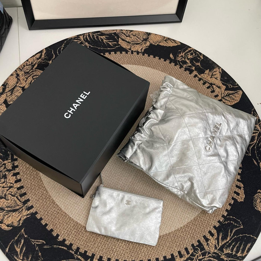 【Chanel】Chanel Small Silver 22 Bag-7209563