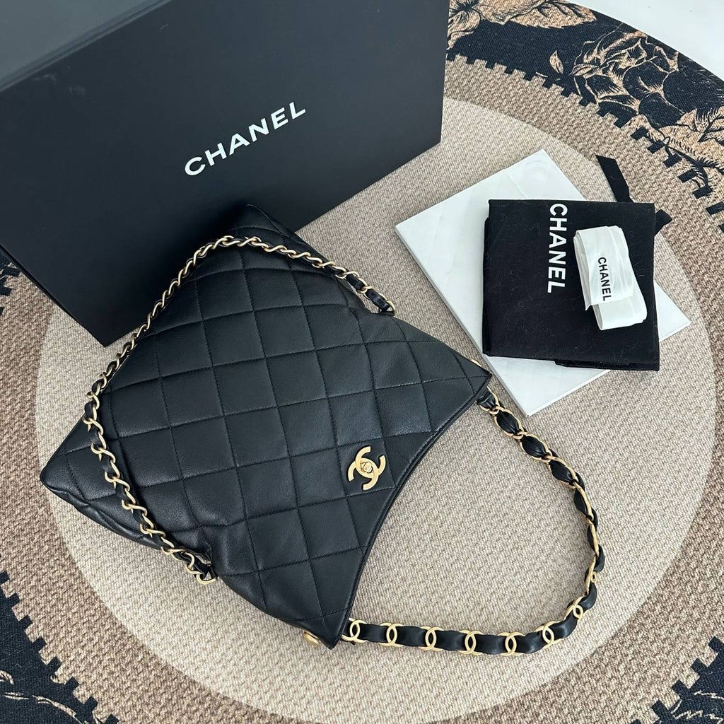 【Chanel】Chanel 24P Small Foldable Hobo Bag