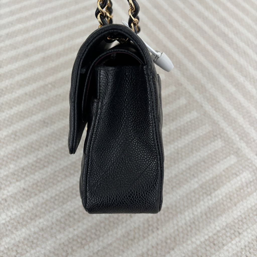 【Chanel】Chanel Black Caviar Classic Flap Bag