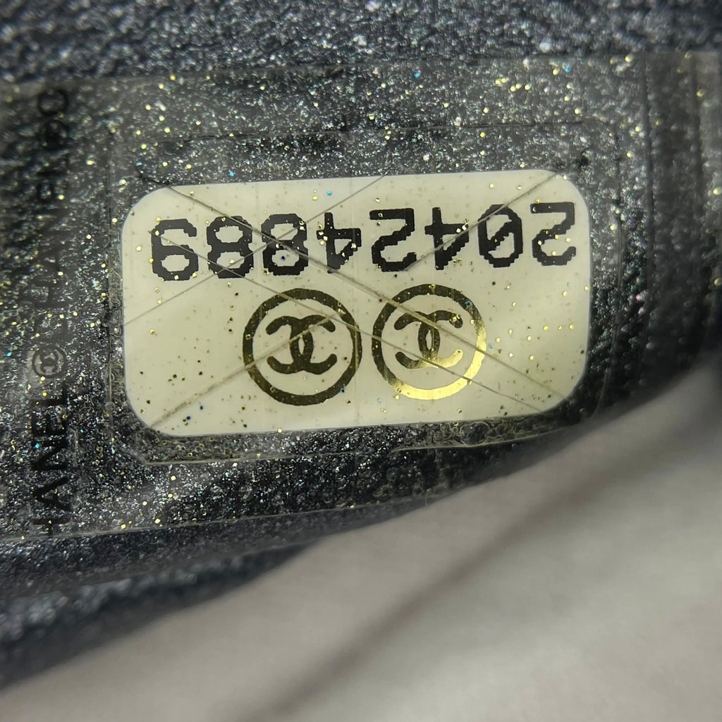 【Chanel】Chanel Charcoal Grey Caviar Medium Classic Flap
