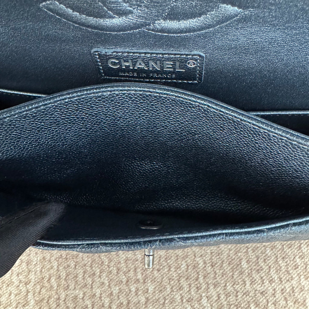 【Chanel】Chanel Charcoal Grey Caviar Medium Classic Flap