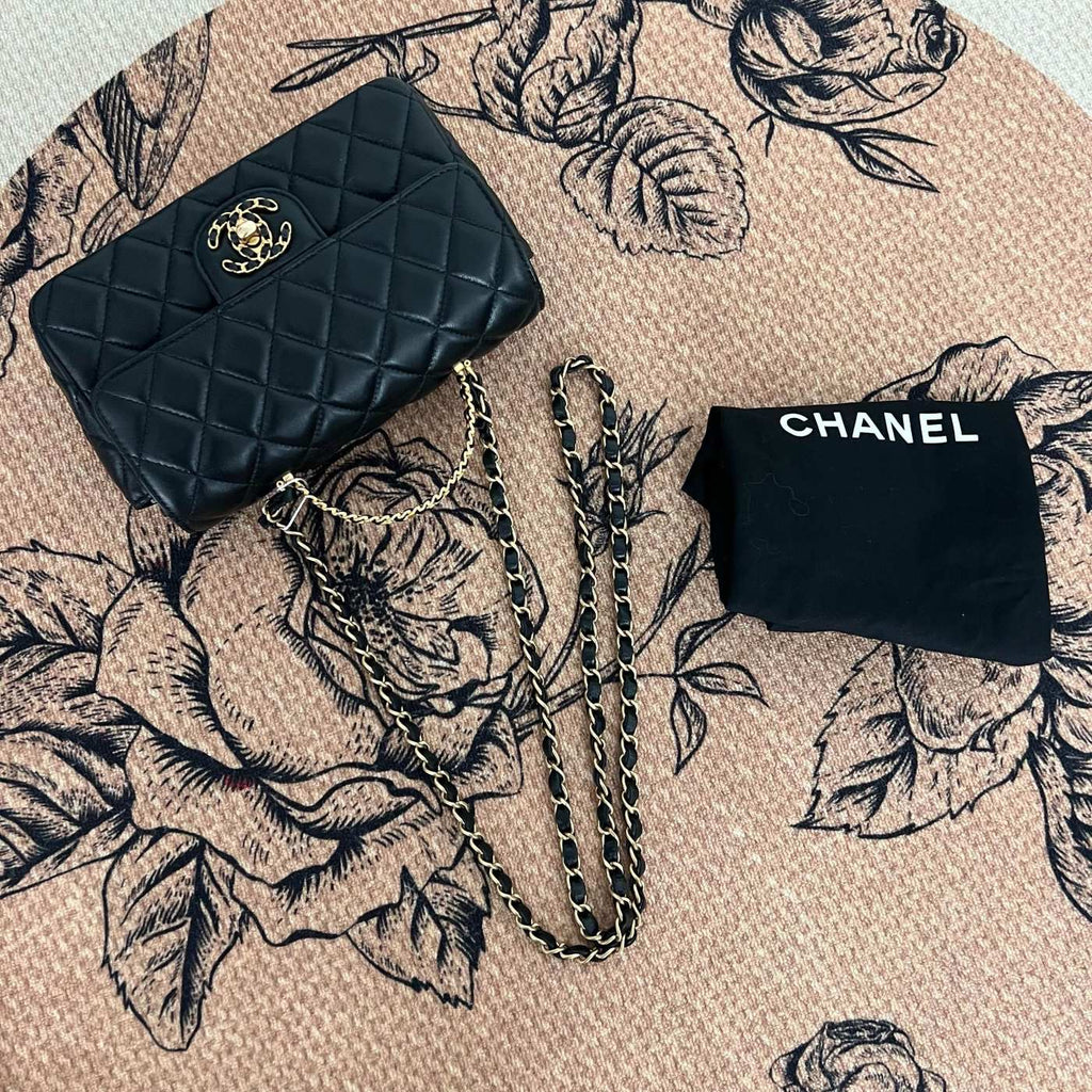 【Chanel】Chanel 24C Cruise Pick Me Up Top Handle Flap Bag, Black Waxed Lambskin, Gold Hardware, Handheld & Shoulder Bag