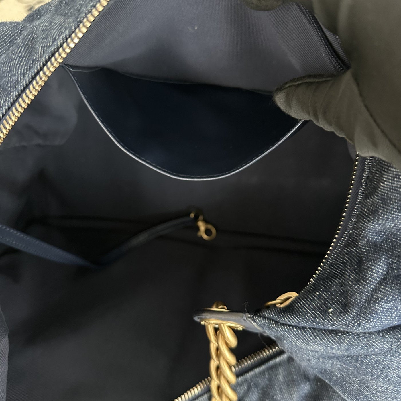 【Chanel】Chanel 25C 25 Hobo, Blue Washed Denim, Gold‑tone Hardware, Micro‑chip Version
