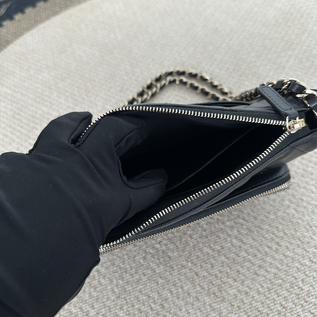 【Chanel】Chanel 25C Black Gold Shiny Leather Camera Bag