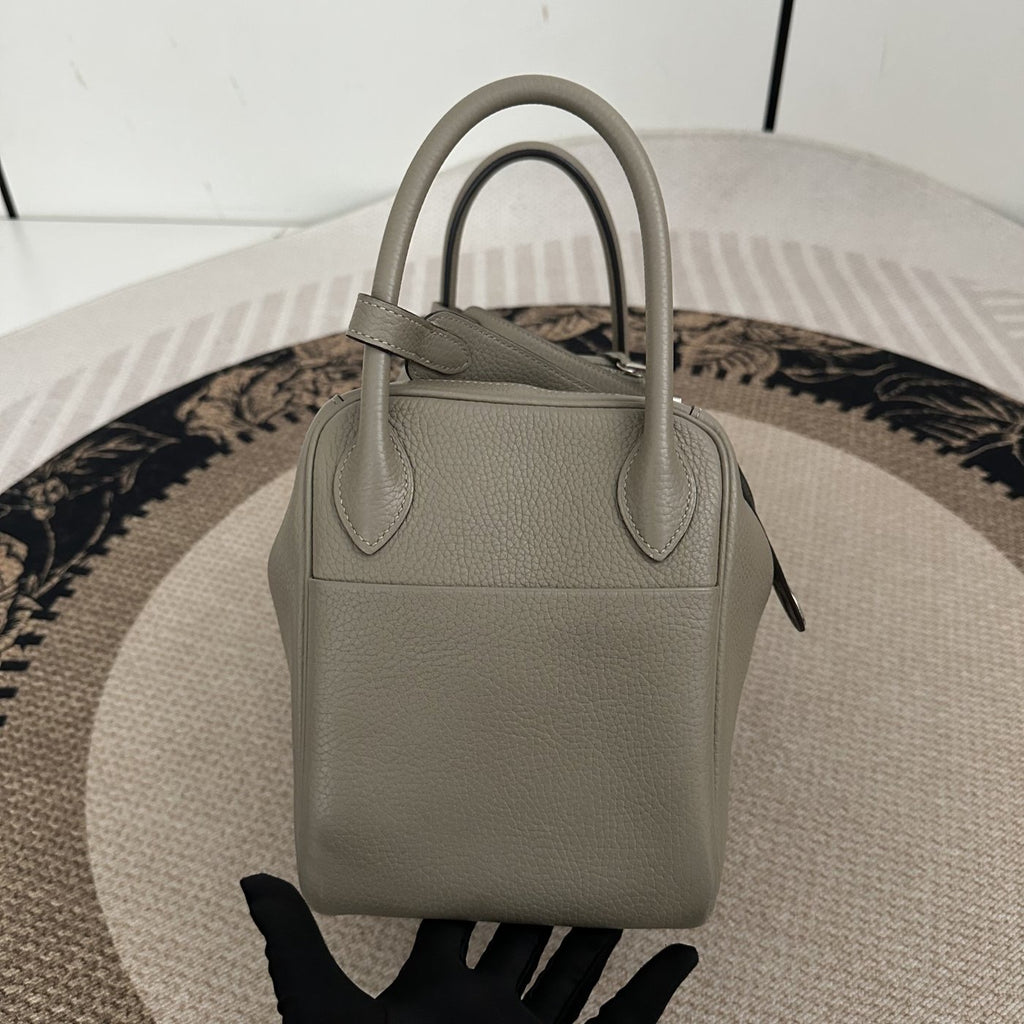 【Hermes】Hermès Lindy 30, Stamp X