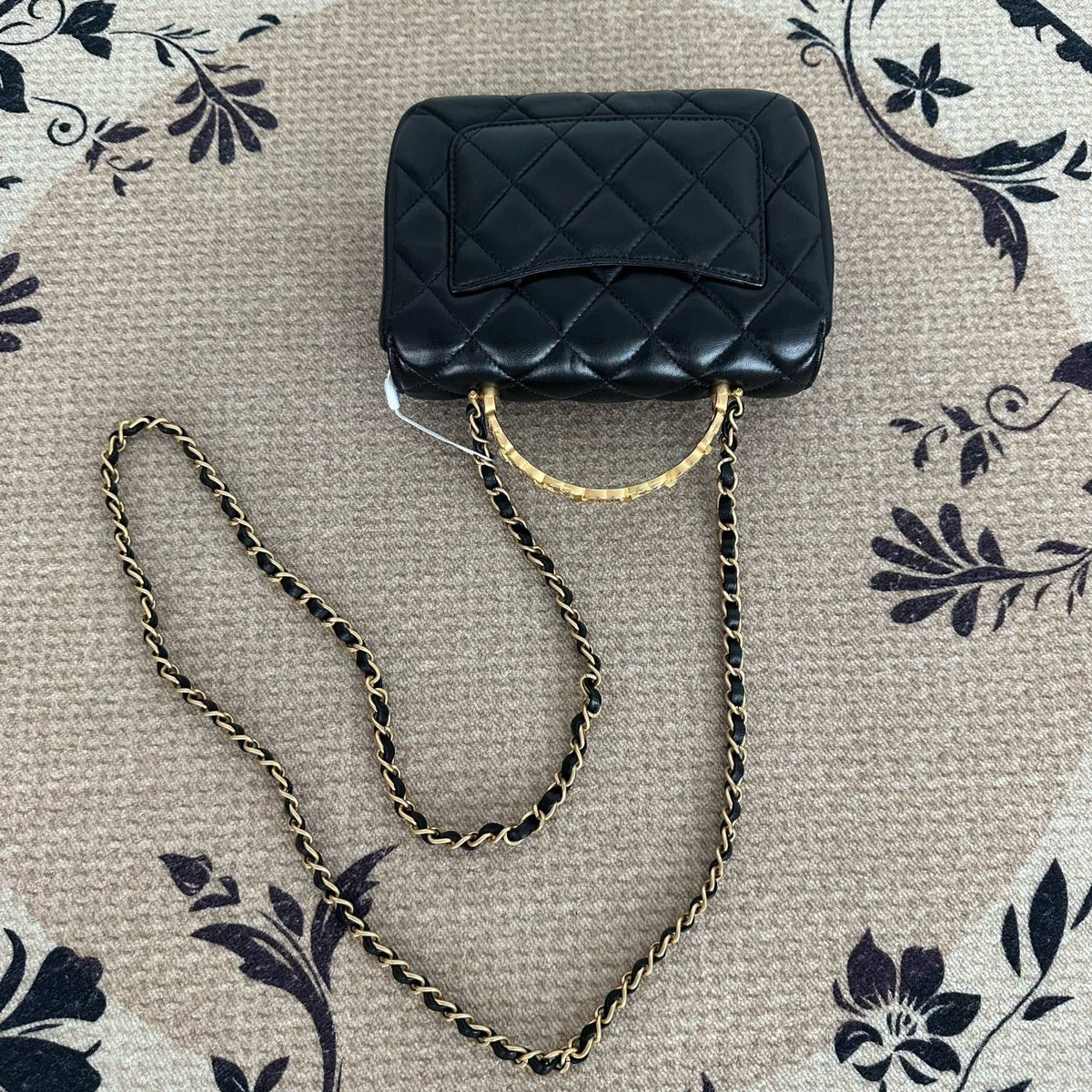 【Chanel】Chanel Mini Square Flap Bag With Top Handle