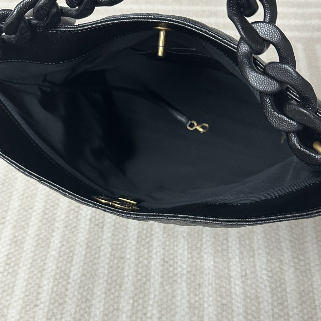 【Chanel】Chanel 24P Black Caviar Hippie Hobo Bag, Gold-Tone Hardware-7213561