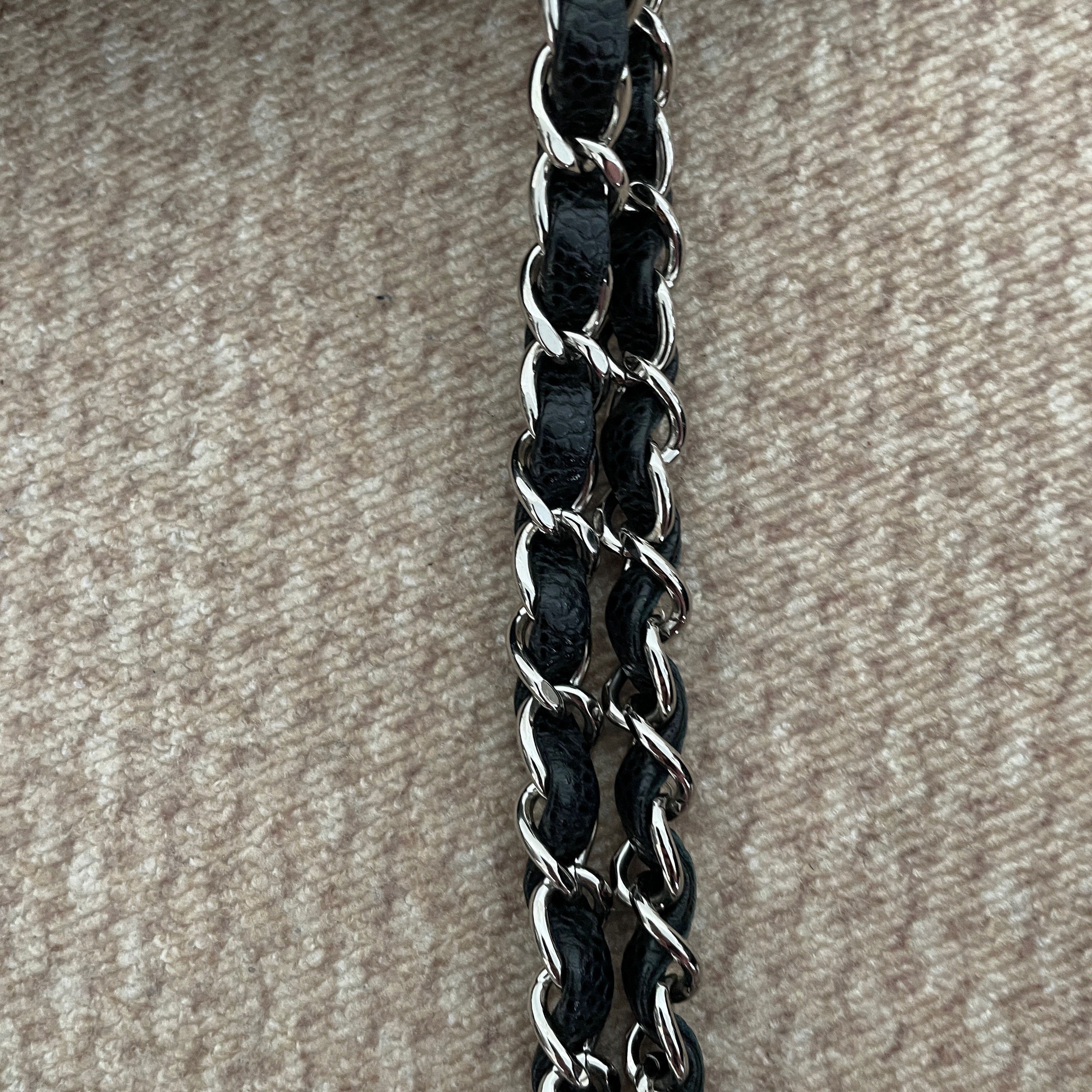 【Chanel】Chanel Medium Classic Flap Bag, Black Caviar, Silver-Tone Hardware-0201790LD
