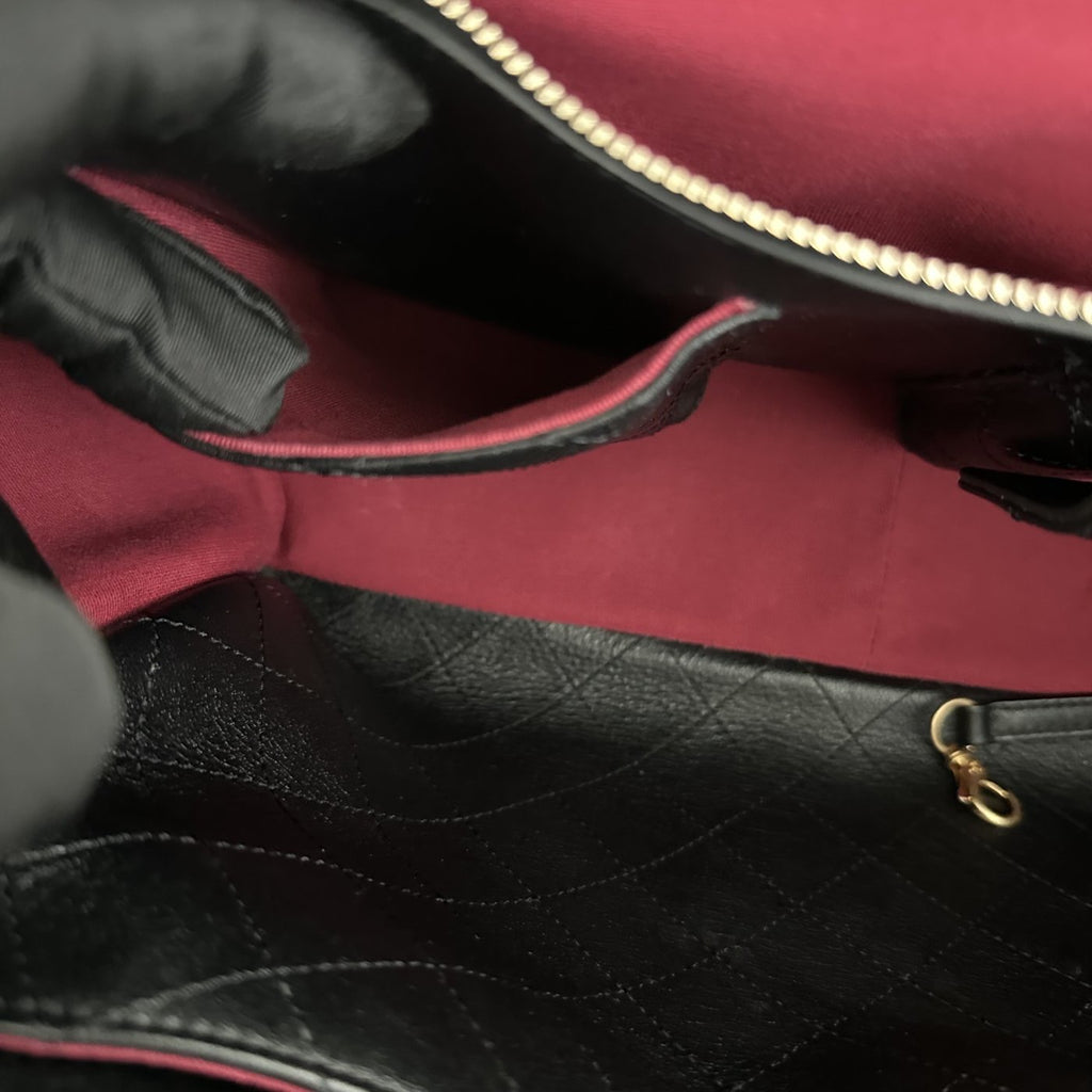 【Chanel】Chanel Tote Bag with Trimmed Shoulder Strap
