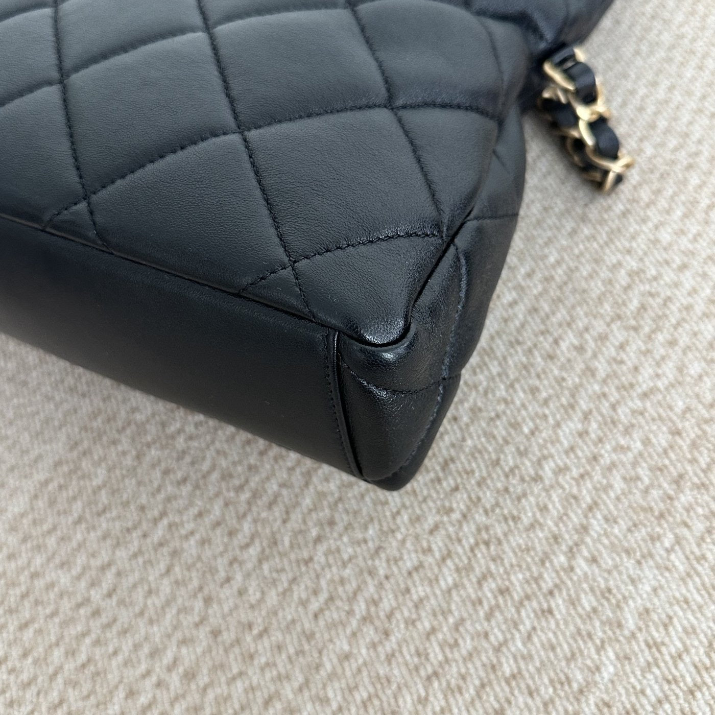 【Chanel】Chanel 24P Small Foldable Hobo Bag