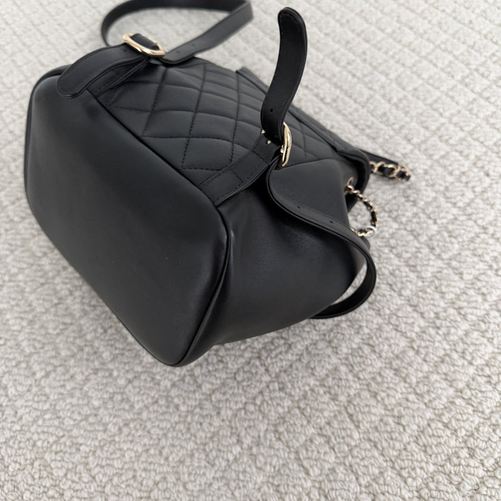 【Chanel】Chanel Black Caviar Duma Backpack, Gold-Tone Hardware-7215925