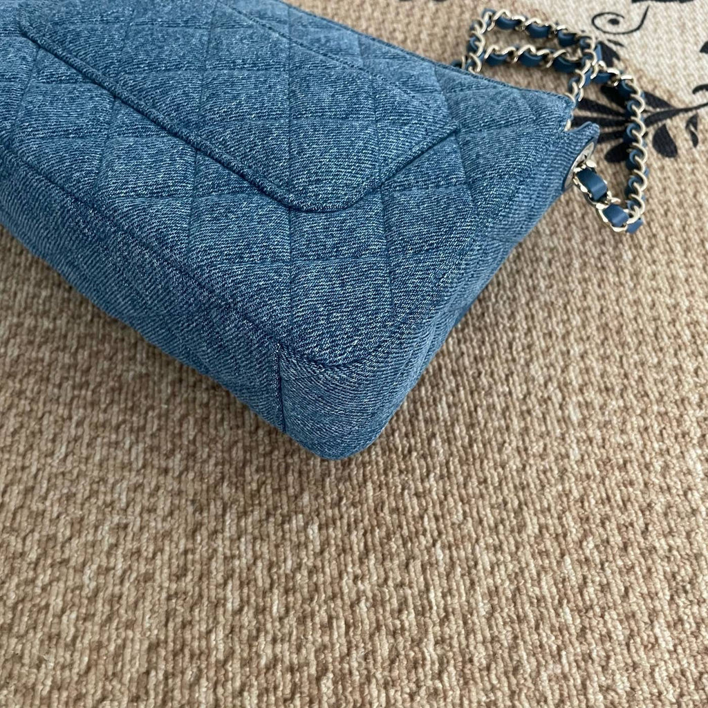 【Chanel】Chanel Blue Denim Camera Bag