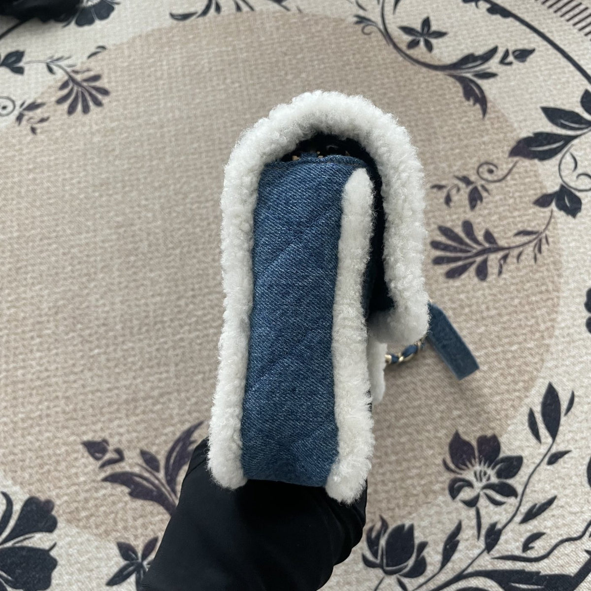 【Chanel】Chanel Blue Denim & Lambskin Classic Flap Bag