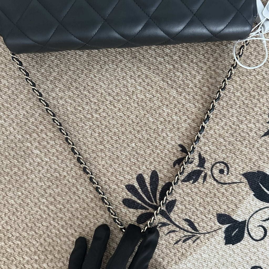【Chanel】Chanel Black 23C Baguette Bag