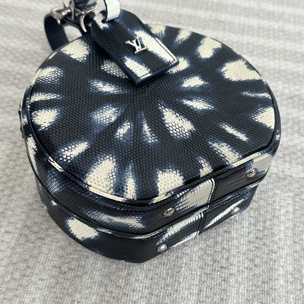 【LV】Louis Vuitton Boite Chapeau Souple White & Blue Bi-color