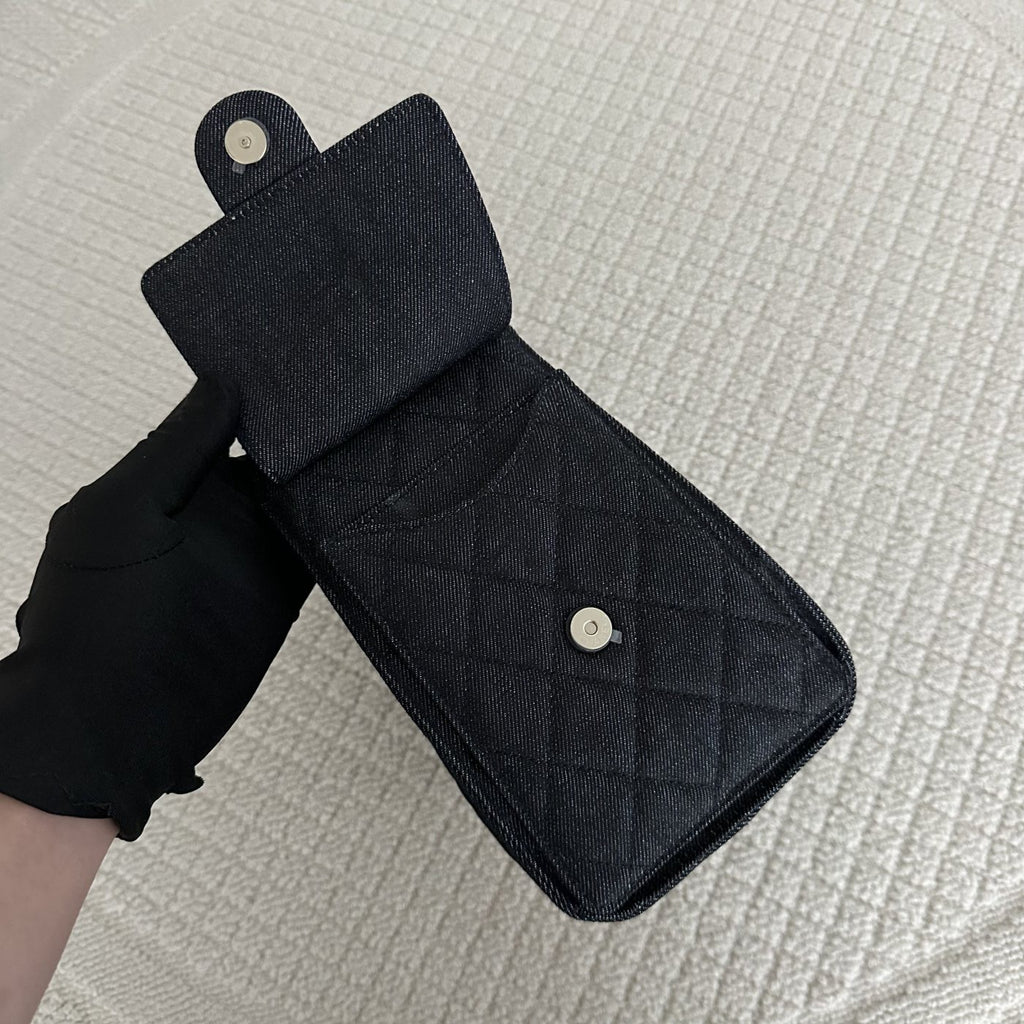【Chanel】Chanel 25 Bag Small, Black Denim with Gold‑tone Hardware