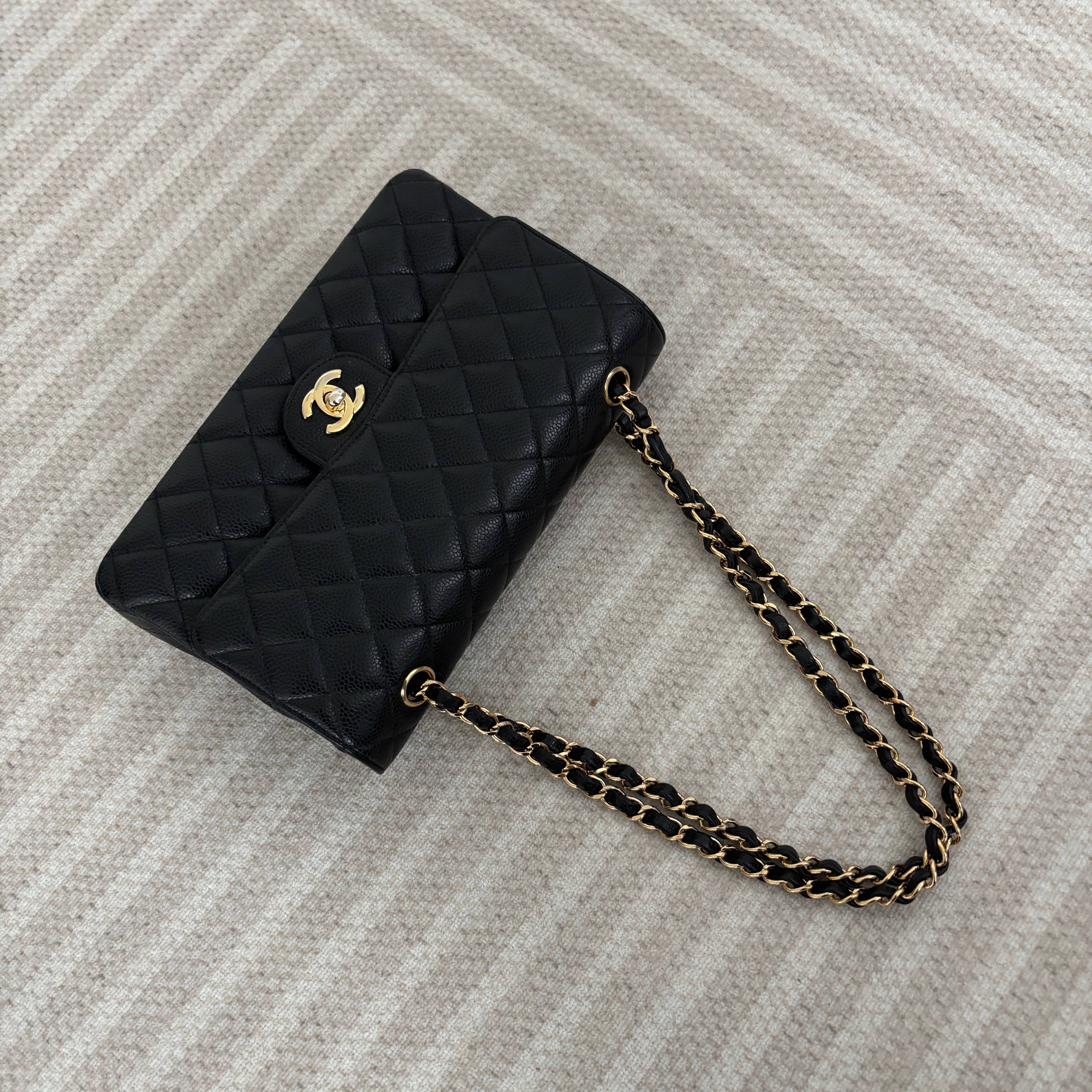 【Chanel】Chanel Black Caviar Classic Flap Bag