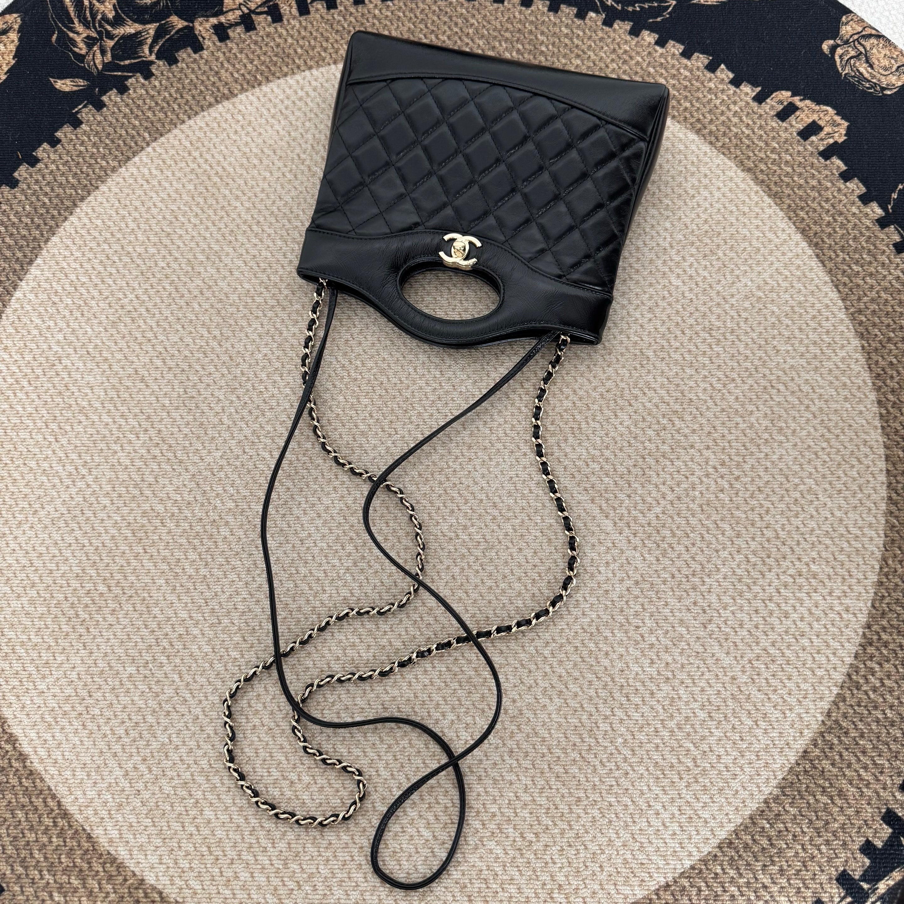 【Chanel】Chanel Black 31 Bag -02162014