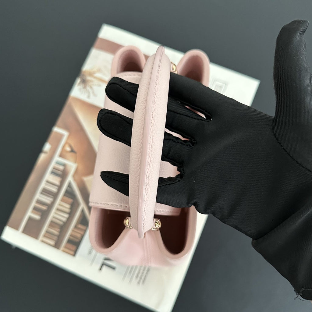 【LV】Louis Vuitton Capucines Mini Pink Taurillon Leather