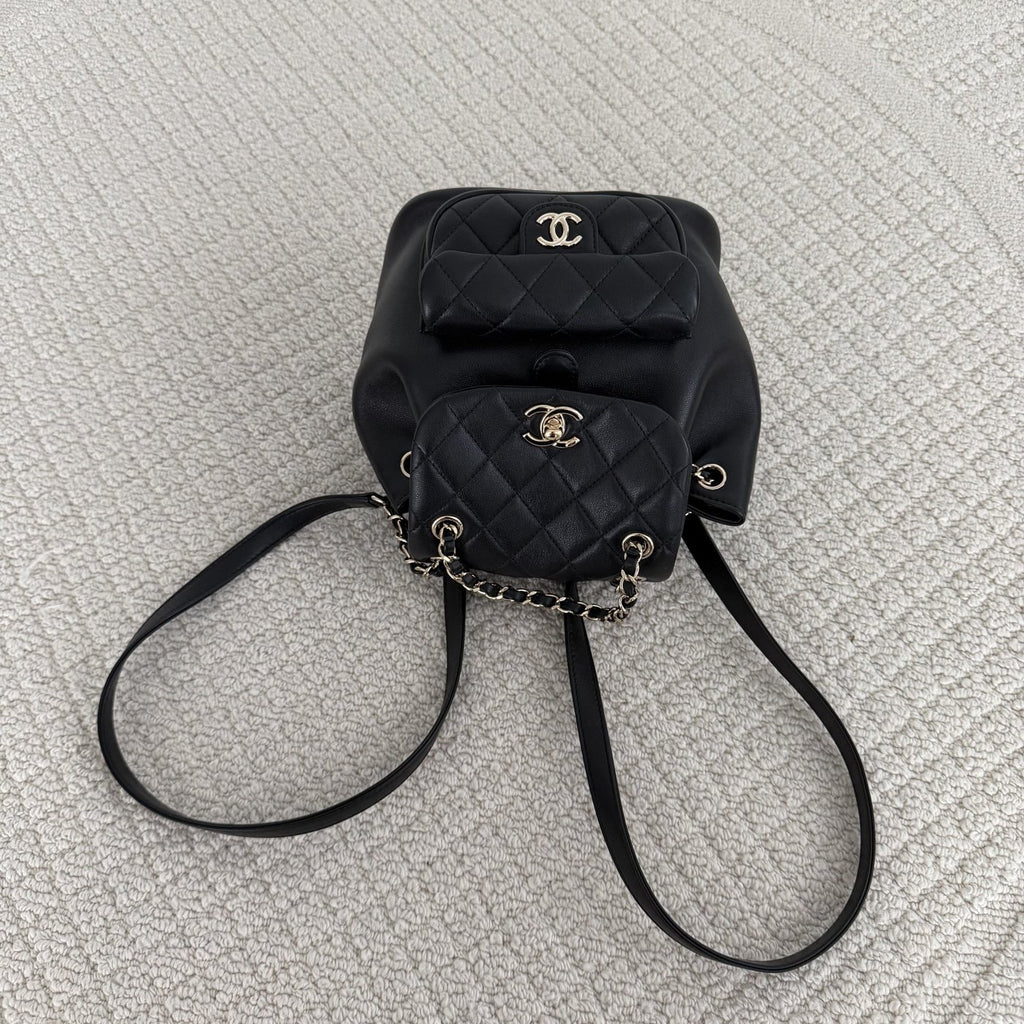 【Chanel】Chanel Black Caviar Duma Backpack, Gold-Tone Hardware-7215925