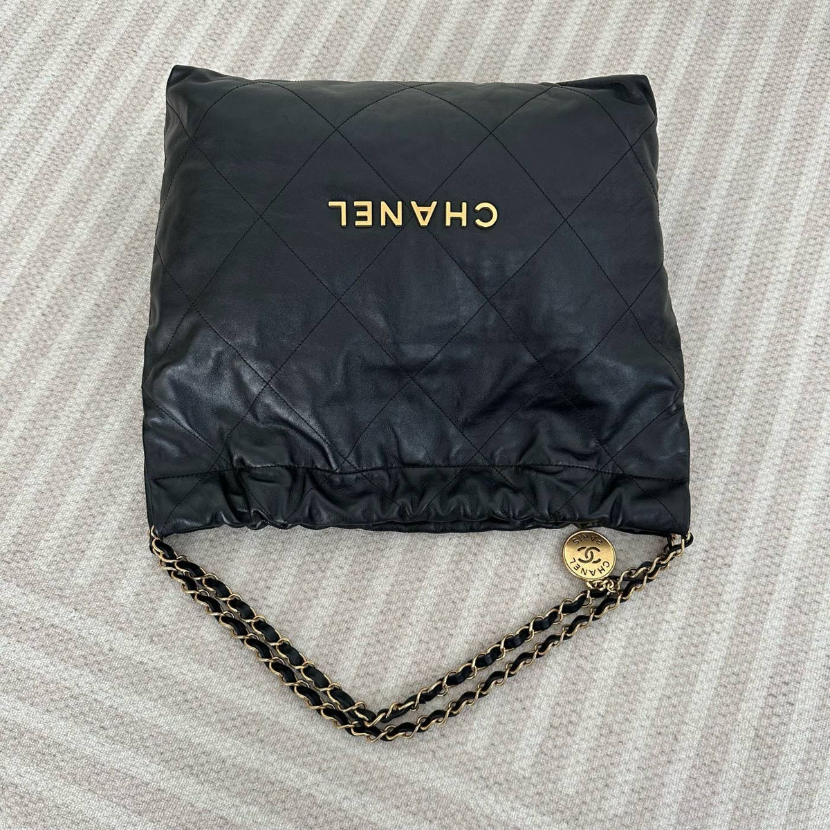 【Chanel】Chanel 22 Bag Medium, Black with Gold Hardware