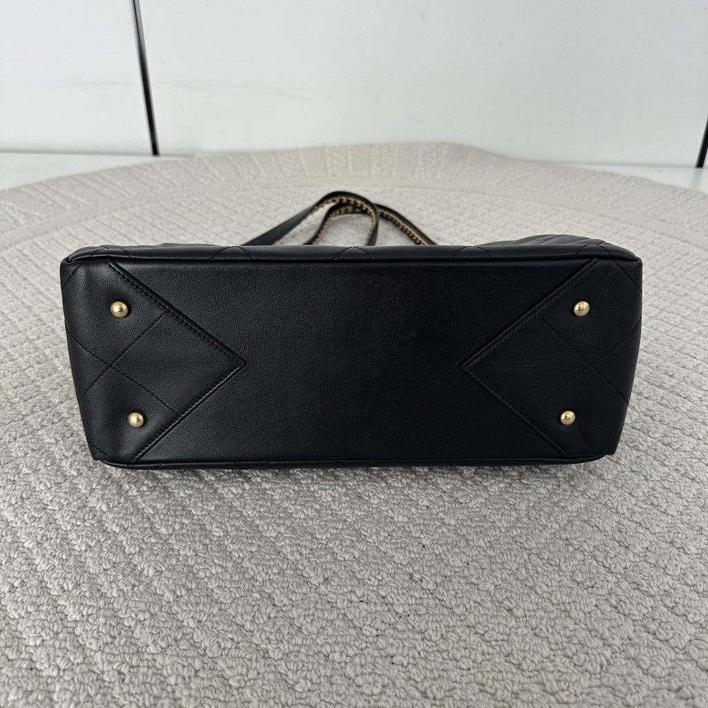 【Chanel】Chanel Tote Bag with Trimmed Shoulder Strap